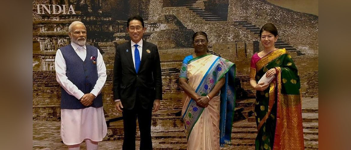  President of India,  Smt. Droupadi Murmu and Prime Minister of India, Shri Narendra Modi with Japanese Prime Minister HE Mr Fumio Kishida and Madam Yuko Kishida at the G 20 Summit in New Delhi.