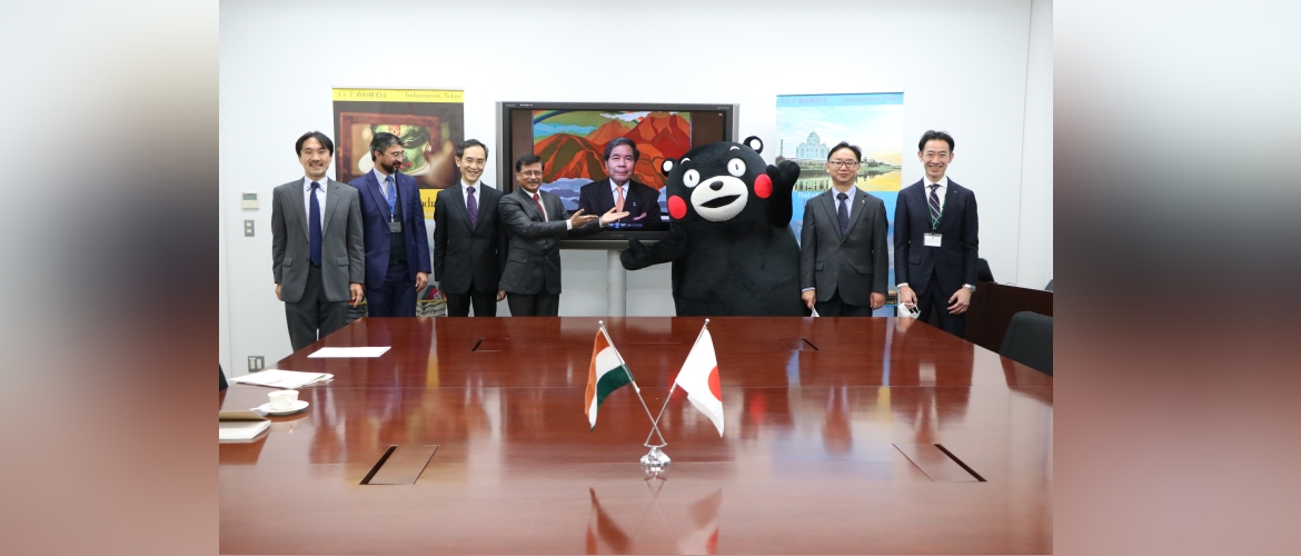  Kumamon, the official mascot of Kumamoto prefecture visited  Embassy of India along with officials of JICA and Kumamoto Prefecture to promote the "Acchi Aadat Campaign